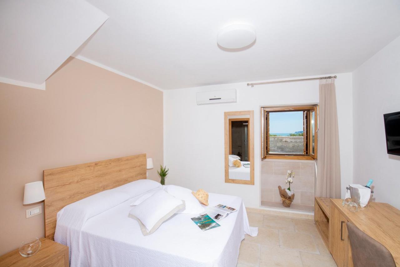 Hotel Punta San Francesco 维耶斯泰 外观 照片