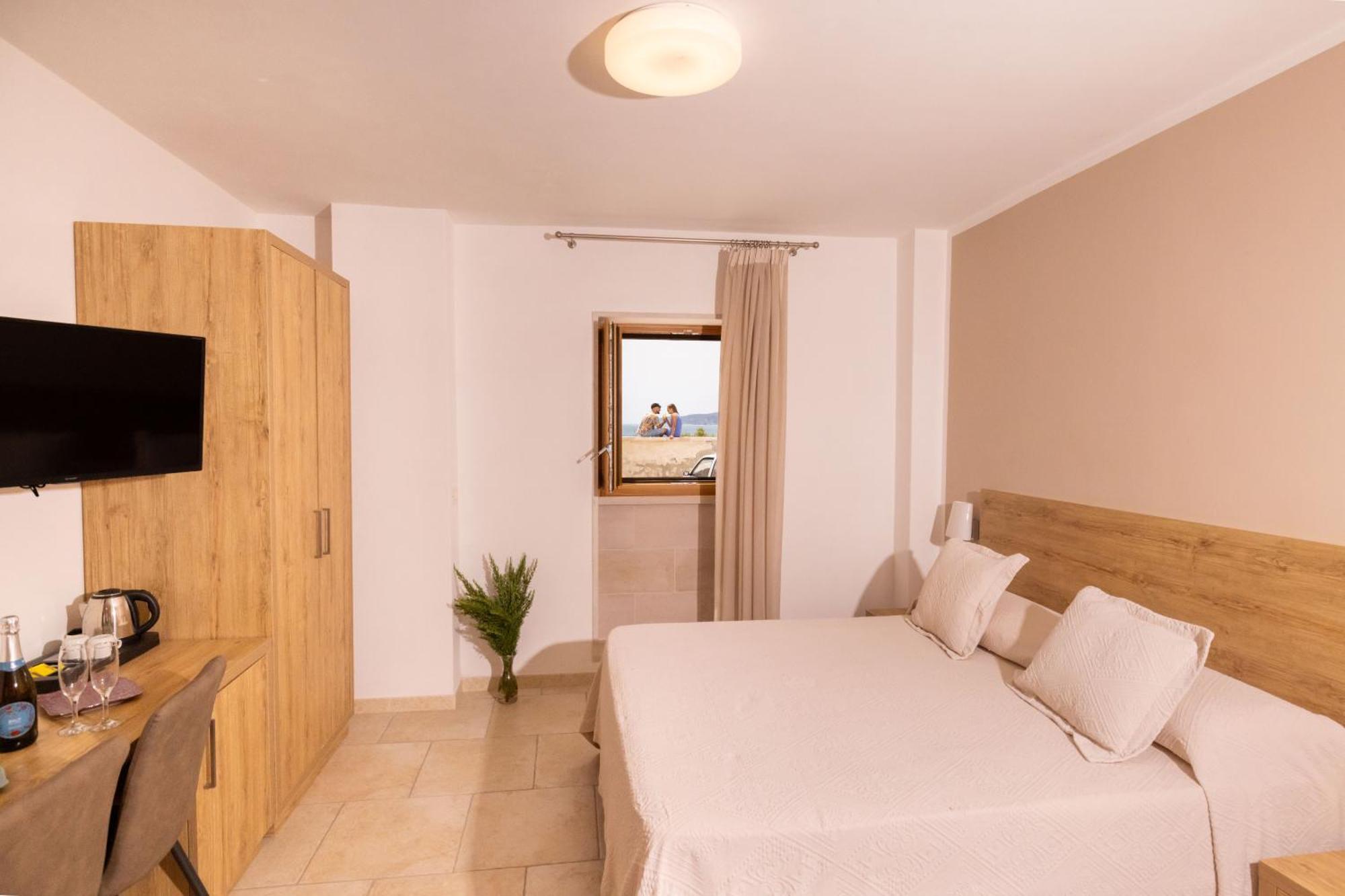 Hotel Punta San Francesco 维耶斯泰 外观 照片