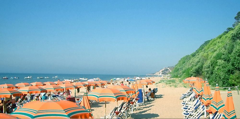 Hotel Punta San Francesco 维耶斯泰 外观 照片